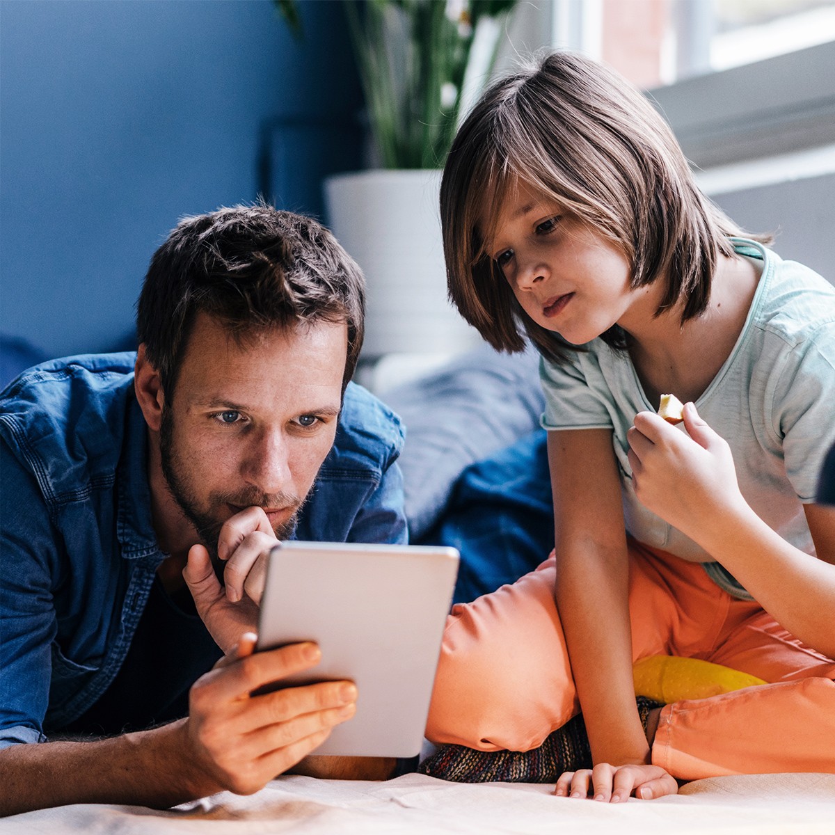 mothers-day-att-wired-father-son-tablet